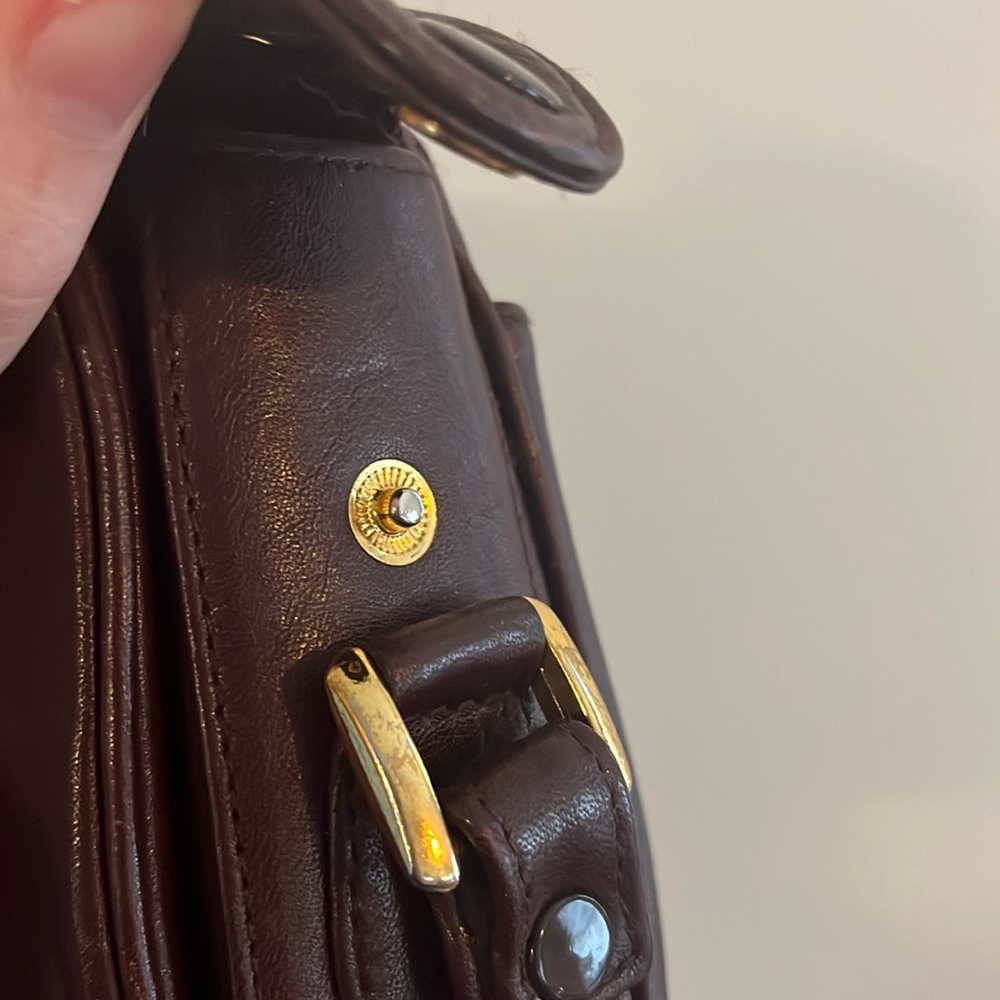 Vintage Etienne Aigner Classic Collection Purse Crossbody Dark Burgundy leather - Picture 4 of 16